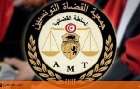 استقبال جمعیت قضات تونس از تعلیق حکم برکناری 54 قاضی این کشور