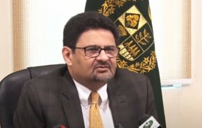 وزیر دارایی پاکستان: تقویت تجارت با ایران را با جدیت دنبال می‌کنیم