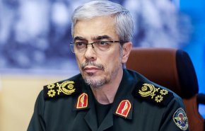 سرلشکر باقری: خودکفایی همه جانبه و توسعه قدرت دفاعی استمرار یابد