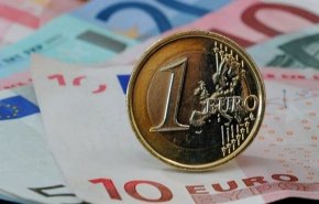اليورو دون 0,99 دولار للمرة الأولى منذ 20 عاماً