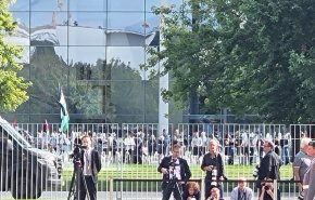 تظاهرات ضدصهیونیستی در برلین همزمان با سفر لاپید