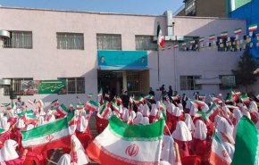 رییس جمهور زنگ آغاز سال تحصیلی جدید مدارس را نواخت