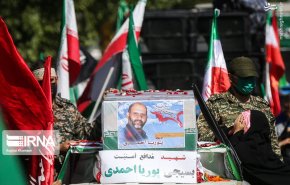 تشییع پیکر شهید مدافع امنیت «پوریا احمدی» بر دستان مردم قدرشناس پایتخت
