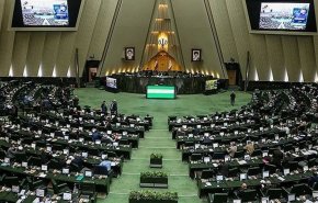 لایحه دو فوریتی متناسب‌سازی حقوق کارکنان دولت و بازنشستگان فردا تقدیم مجلس می‌شود