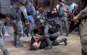 ضرب و شتم شدید زنان فلسطینی در اطراف مسجدالاقصی