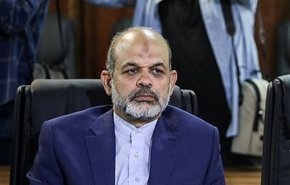 وحیدی: در حادثه تروریستی شیراز  13 نفر شهید و تعدادی قابل توجهی مجروح شدند/ اغتشاش روزهای گذشته به مسیر خطرناکی کشیده می‌شود/ تروریست‌ها از اغتشاش در کشور استفاده کردند
