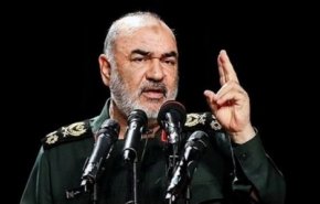 سرلشکر سلامی: آتش خشم و انتقام ملت ایران اردوگاه شیطان را به سزای اعمال ننگین خود خواهد رساند