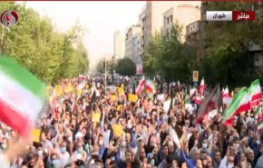 راهپیمایی در شهرهای مختلف کشور در محکومیت حادثه تروریستی در شیراز + فیلم و عکس