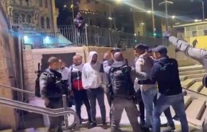 برگزاری جشن پیروزی در انتخابات به سبک صهیونیست ها؛ حملات وحشیانه عناصر راست افراطی به فلسطینیان!
