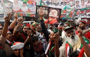 تظاهرات در چند شهر پاکستان در اعتراض به سوءقصد علیه عمران خان
