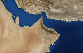 ادعای انگلیس درباره محاصره پهپادی یک کشتی در دریای عمان