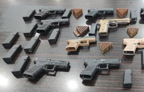 إيران.. ضبط 84 قطعة سلاح في كرمانشاه