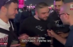 امتناع جوان لبنانی از مصاحبه با خبرنگار شبکه 12 رژیم صهیونیستی در مراسم جام جهانی+ فیلم