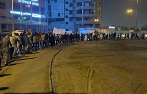 فیلم | فریاد تظاهرات کنندگان بحرینی در خیابانها: 