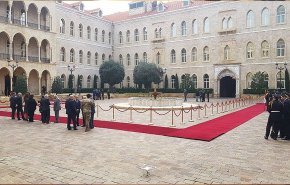 لبنان.. العين على السراي الحكومي اليوم.. هل تعقد الجلسة بعد بيان الوزراء التسعة؟