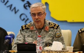 سرلشکر باقری: ناوهای آمریکایی در خلیج فارس ۱۰۰۰ کیلومتر از ایران فاصله گرفتند/ آنها را دائم زیر نظر و رصد داریم