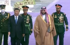 استقبال گرم ولیعهد سعودی از رئیس‌جمهور چین