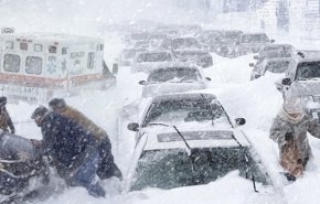 برف وبوران در ژاپن ۱۷ قربانی گرفت +عکس