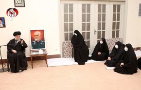 رهبر انقلاب: کار بزرگ شهیدسلیمانی حفظ، رشد دادن، مجهز کردن و احیاء جبهه مقاومت بود