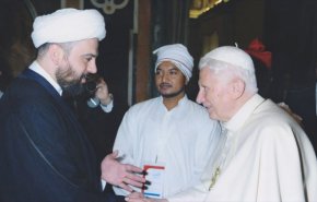 لبنان.. المفتي قبلان يقدم تعازيه بالبابا بندكتوس