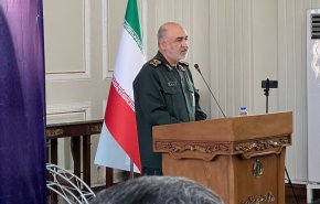 سردار سلامی: قلب سیاست خارجی ما دفاع دیپلماتیک از منافع حیاتی کشور است