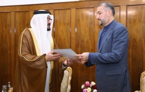 پیام کتبی وزیر خارجه امارات تسلیم امیرعبداللهیان شد
