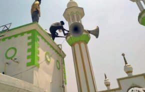 در سرزمین حرمین شریفین آواز خواندن حلال است، اما صدای اذان آزار دهنده است!