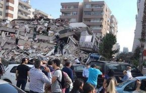 اردوغان: زلزله تاکنون دست‌کم 912 کشته برجای گذاشته است/ دست‌کم 5383 نفر مجروح شدند