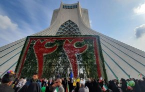 قطعنامه سراسری راهپیمایی 22 بهمن/ اصحاب قلم و سخن با راهبرد جهاد تبیین توطئه‌های شوم دشمن را نقش برآب کنند