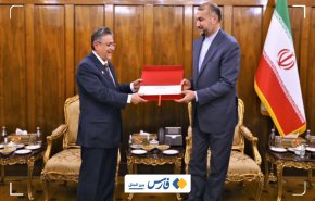 عبداللهيان يتسلم رسالة سلطان عمان الى الرئيس رئيسي