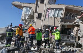 تجار حلب يحولون سوقا تجارية إلى مركز إيواء يضم 2000 ناج من الزلزال