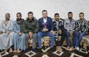 المصريون المحررون من الاختطاف في ليبيا يتوجهون برسالة شكر في أول ظهور لهم 
