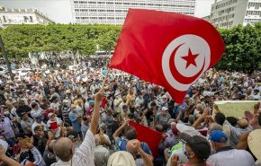فراخوان مخالفان تونس برای تظاهرات در روز یک شنبه به رغم منع حکومت
