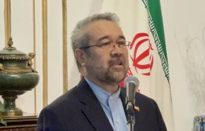کنایه کاردار ایران به اشک تمساح سفیر انگلیس برای مسمومیت مشکوک دانش‌آموزان ایرانی
