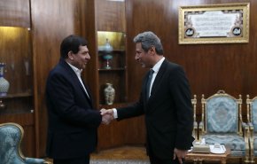 فرستاده ویژه پادشاه عمان با مخبر دیدار کرد/ تأکید بر رفع موانع بانکی برای گسترش همکاری‌های تجاری دو کشور