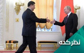 خنجر چینی بر پشت آمریکایی