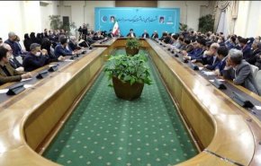 دانشمندان برای رفع مشکلات کشور راهکار ارائه کنند/ بخش تولید نیازمند نیروهای ماهر است