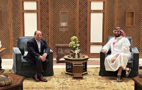 السيسي يغرد امتنانا لضيافة السعودية