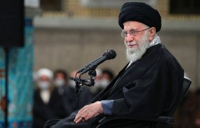 جمعی از شاعران و اساتید ادبیات فارسی با رهبر انقلاب دیدار می‌کنند