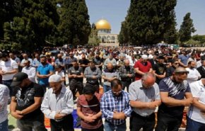 حضور بیش از 250 هزار فلسطینی در نماز جمعه مسجد الاقصی + ویدئو 