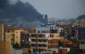 چهارمین روز از درگیری‌های سودان | موافقت آتش بس ۲۴ ساعته/ ۱۸۵ نفر کشته و ۱۸۰۰ تن مجروح شده اند
