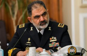 الأدميرال إيراني: تم إنتاج وتجهيز هيكل نماذج غواصة فاتح الجديدة