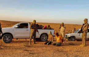 ليبيا تطلق حملات أمنية على عصابات تهريب البشر
