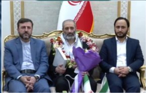 اسدالله اسدی وارد تهران شد