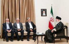 رهبر انقلاب: رژیم صهیونیستی اکنون در موضع انفعال قرار دارد/ سران رژیم صهیونیستی حق دارند نگران ندیدن هشتاد سالگی باشند/کلید اصلی مبارزه اقتدار روز افزون در کرانه باختری است
