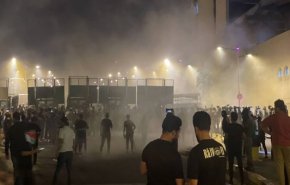 عراقی ها در اعتراض به هتک حرمت قرآن کریم در دانمارک تجمع کردند+ فیلم