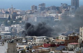 أضرار كبيرة لحقت بمئات المنازل في مخيم عين الحلوة جراء الاشتباكات