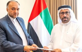 رئيس دولة الامارات يتلقى دعوة الرئيس رئيسي لزيارة إيران