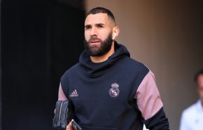 حقيقة منع بنزيما من دخول العراق!