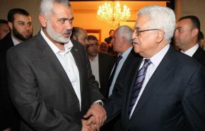 گفت‌وگو و رایزنی هنيه و محمود عباس
